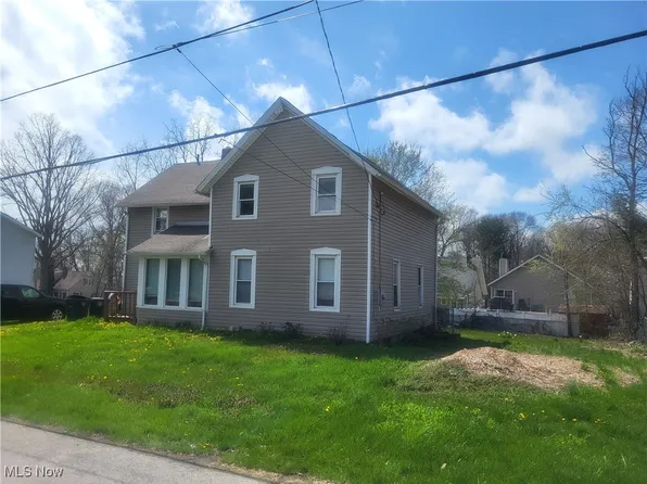 1774 Coventry St, Akron, OH 44301