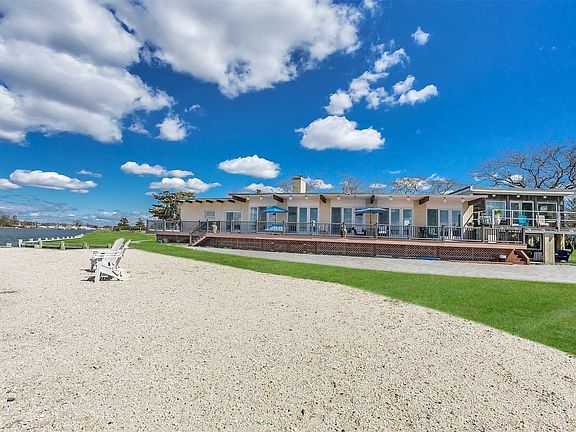 3rd image of 10 Great Cove Ln