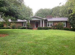 6165 Bowling Green Rd, Franklin, KY 42134