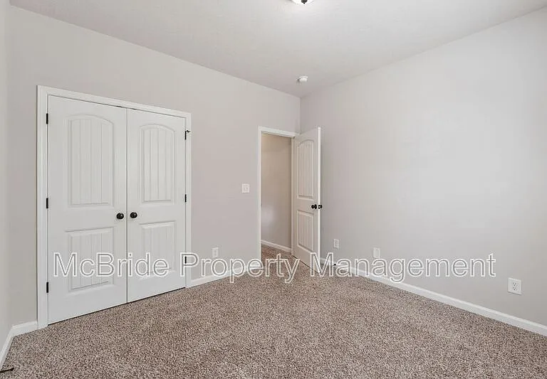 857 Westlawn Dr — Photo 20