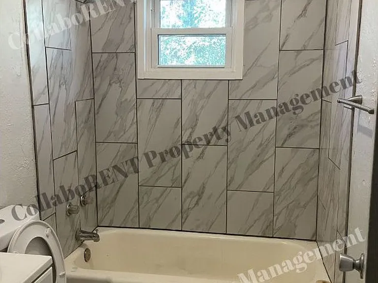 5317 Lee Ave Chattanooga TN 37410 — Photo 15