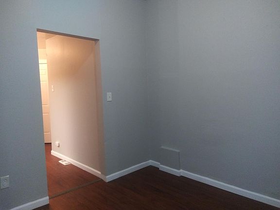 3rd image of 3200 Mount Pleasant St #1