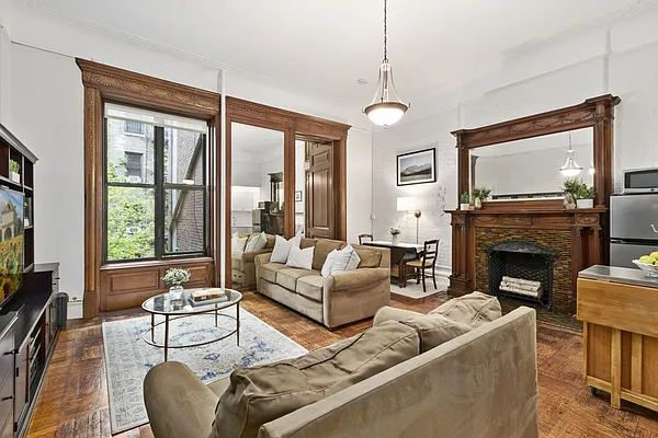 Sold by Citi Habitats | media 1