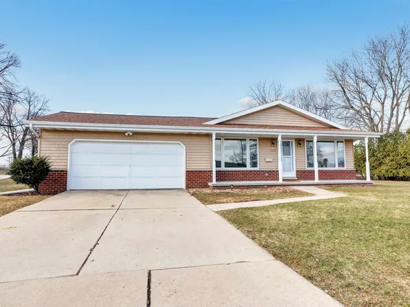 1559 Langlade Ave, Green Bay, WI 54304