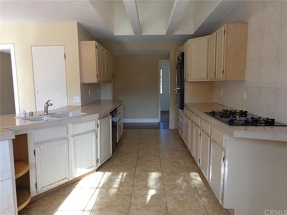 4th image of 4024 E Greenwood Ave