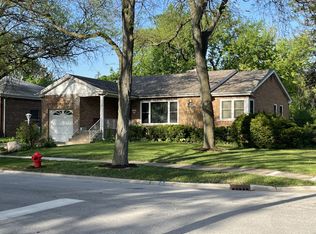 18657 Gladville Ave, Homewood, IL