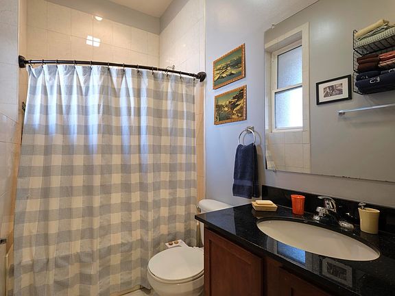 5th image of 2752 W Le Moyne St #2C