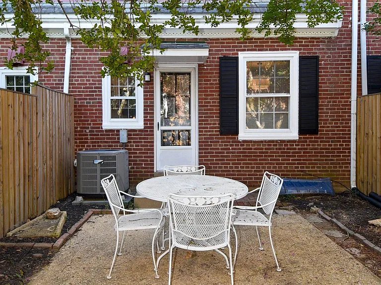 3402 S Stafford St — Photo 26