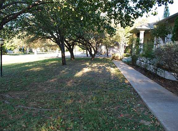 3rd image of 112 White Sands Dr