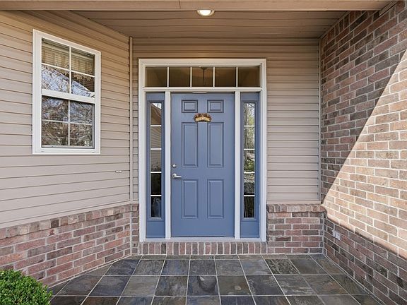 3rd image of 3 Cambria Pl