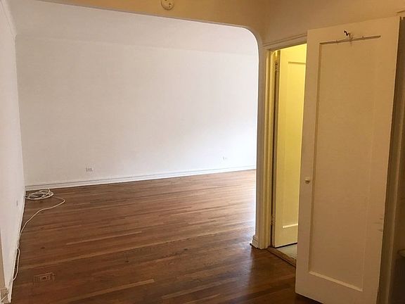 2nd image of 4216 80th St #6E