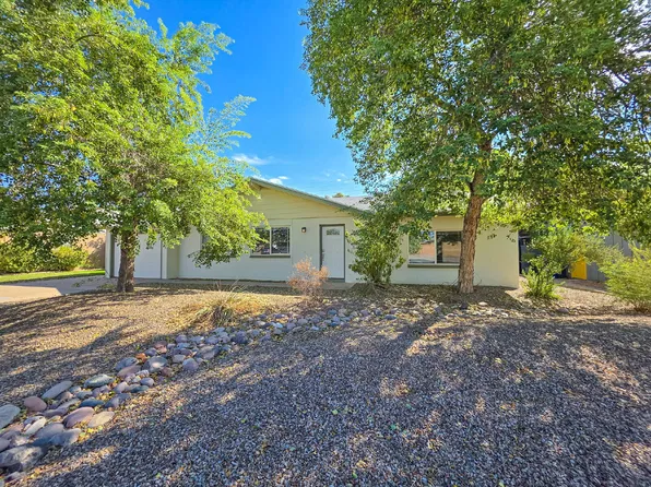 1921 N Cavalier Dr, Tempe, AZ 85281