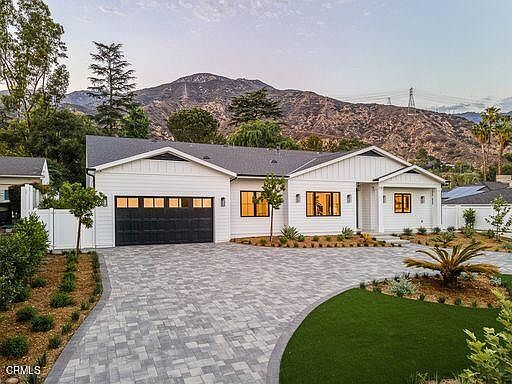 2nd image of 1783 E Altadena Dr
