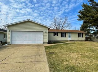 209 Atwood Pl, Huron, OH 44839