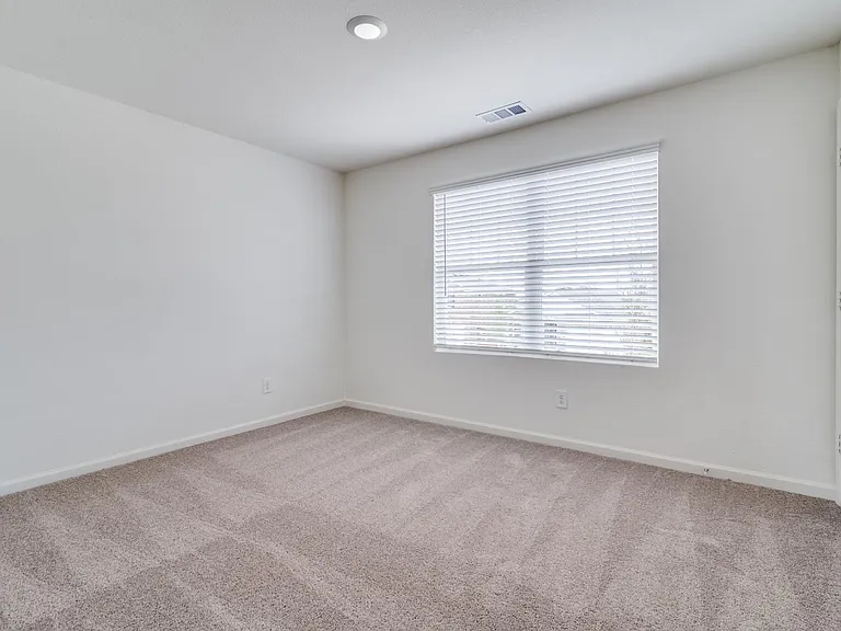 1876 Lockhart Dr — Photo 17