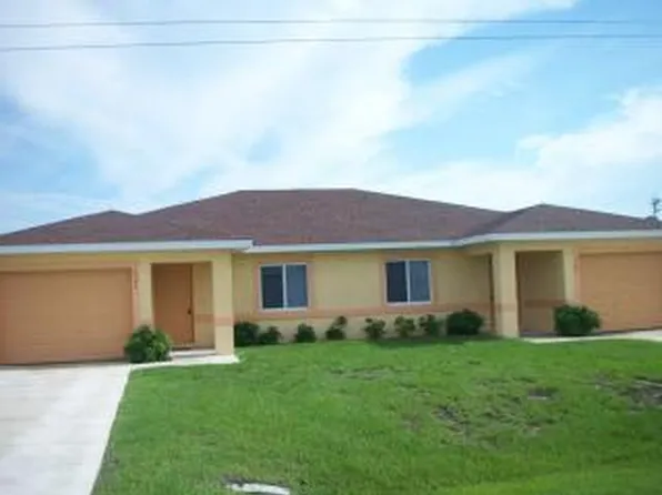 907 Chenault St, Lehigh Acres, FL 33974