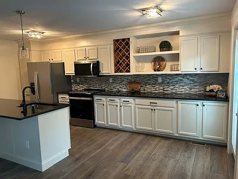 3 bed, 2.5 bath, 1497 sqft, $2,350 — Photo 3