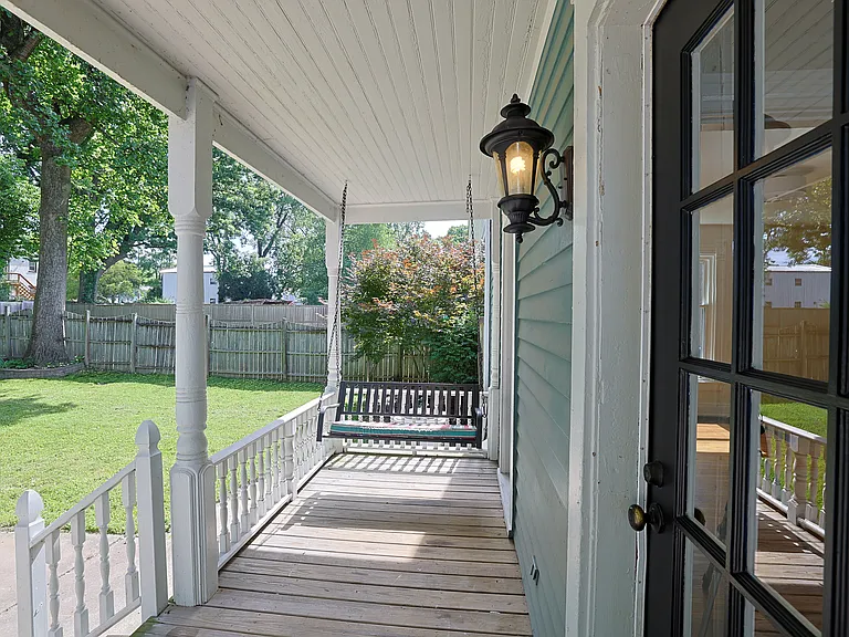 6118 Prentice St — Photo 11