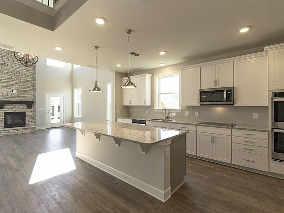 4th image of 597 Montrose Lot 356