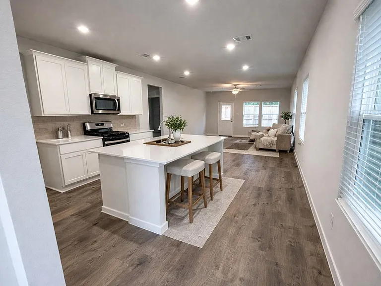 7914 Alset Dr — Photo 5
