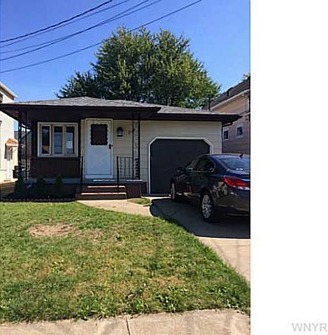 1st image of 218 Franklin St