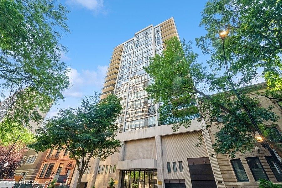 1st image of 1516 N State Pkwy APT 16C