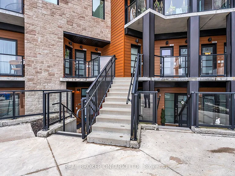 17 Centre St #311 — Photo 5