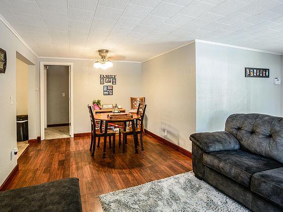 4th image of 103 West Ml