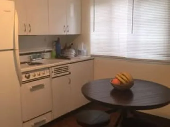 334 W Saint Charles Rd, Lombard, IL