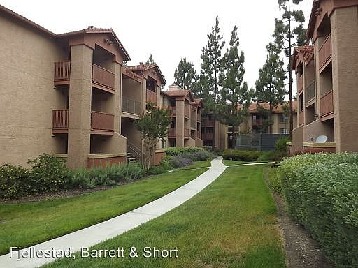 5th image of 12007 Alta Carmel Ct Unit 316
