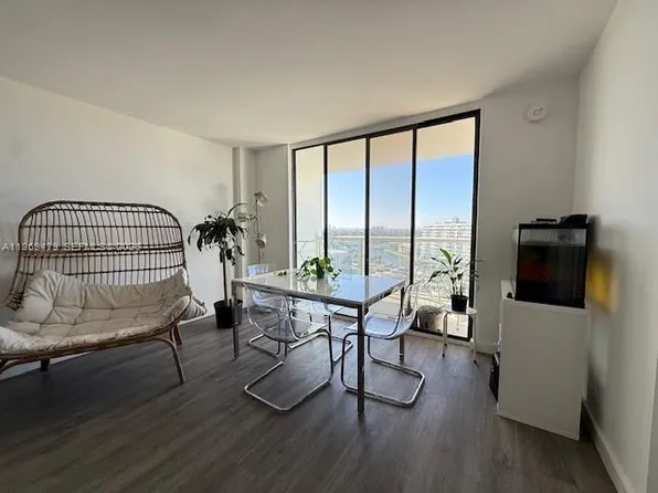 13499 Biscayne Blvd APT 902, North Miami, FL 33181