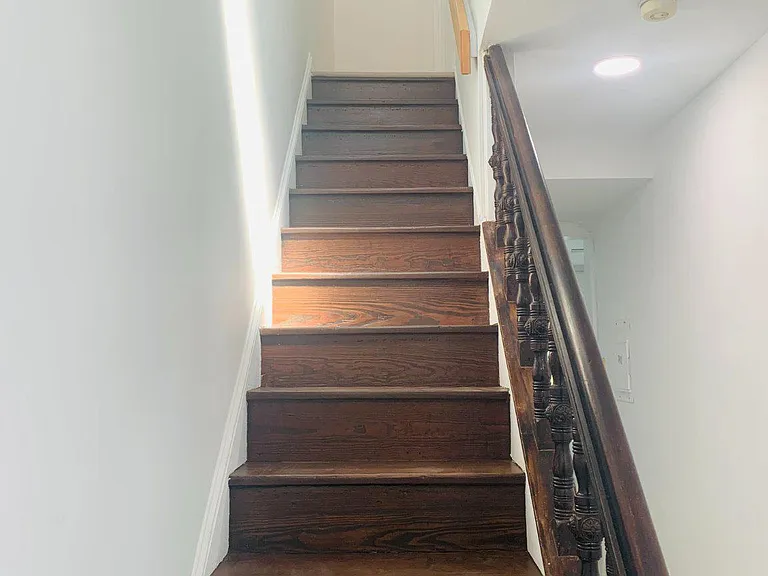 2024 Spring Garden St #3 — Photo 12