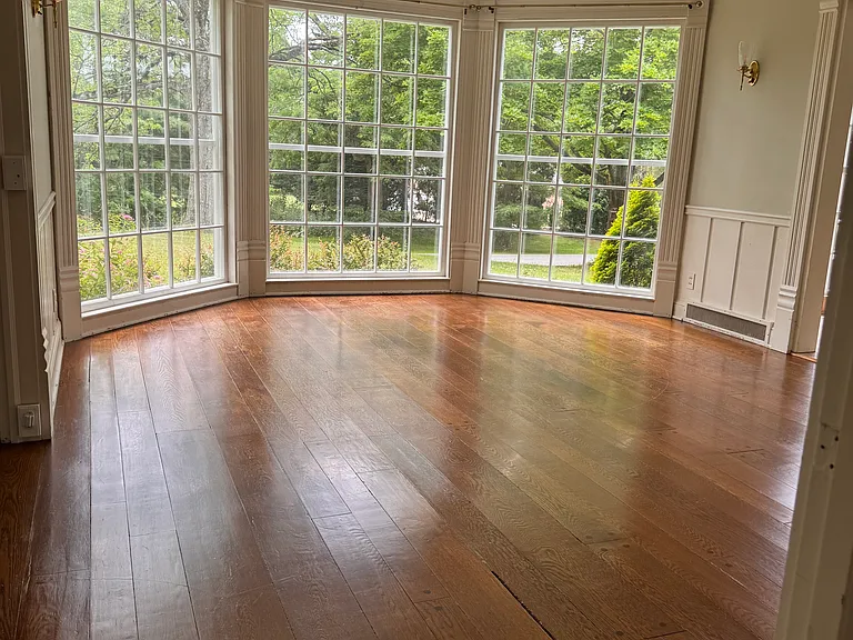 645 Wye Rd — Photo 10