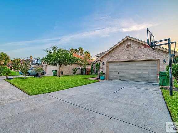 4th image of 1402 La Ciniega Dr