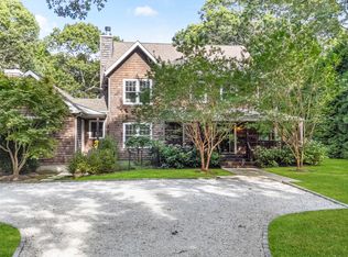 22 W Gate Rd, East Hampton, NY 11937
