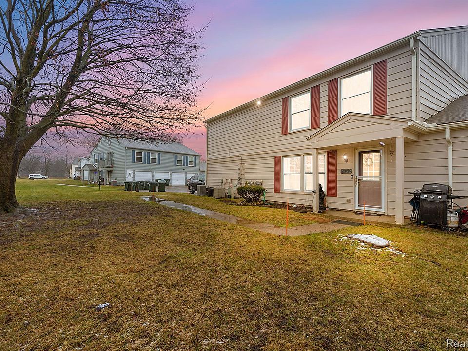 1st image of 2723 Fox Hollow Ct #A