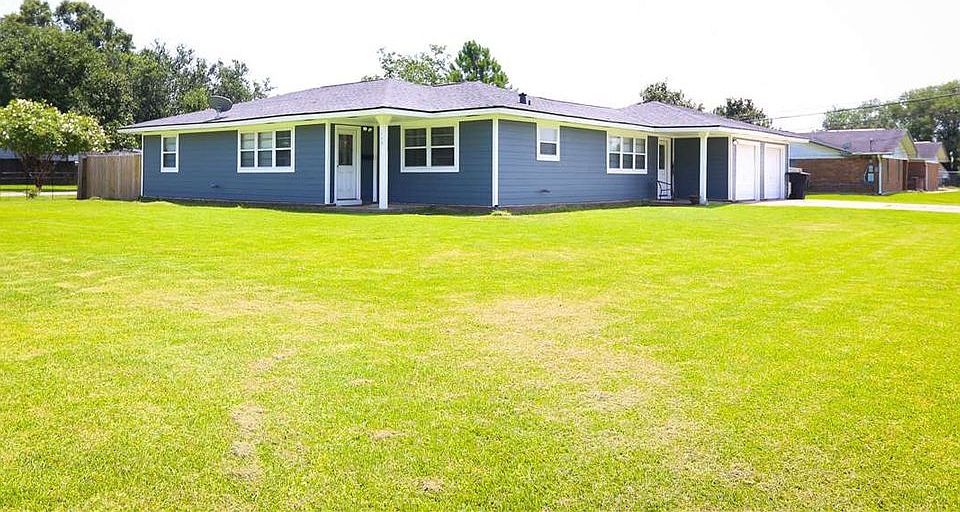 1st image of 706 S 37th St