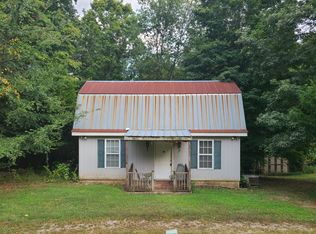 477 Leatherwood Lake Rd, Stewart, TN 37175