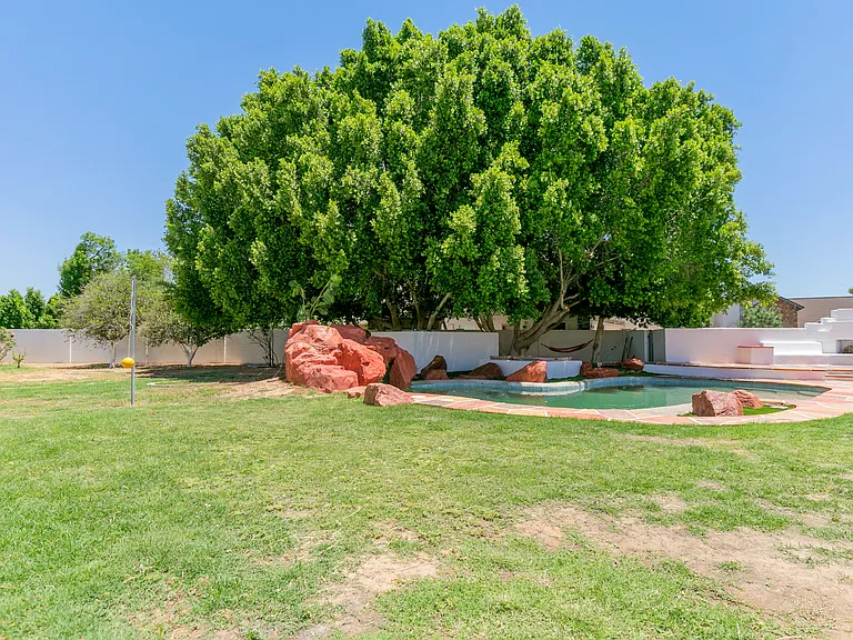 1820 E Jasmine Cir — Photo 36
