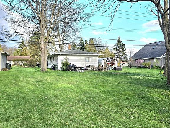 2nd image of 2948 Dearborn Ave