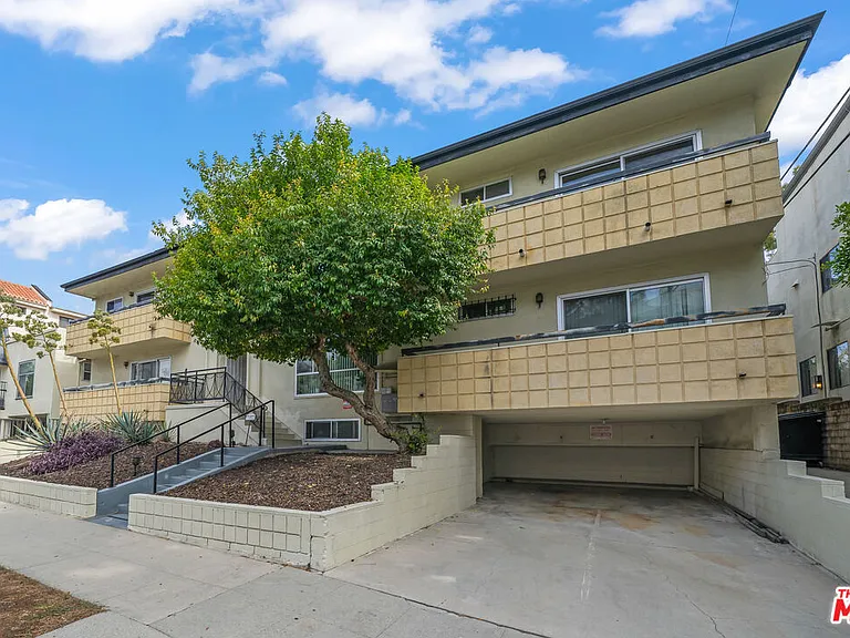 10653 Holman Ave #4 — Photo 21