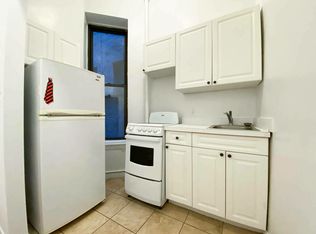 330 E 93rd St #1BB, New York, NY 10128
