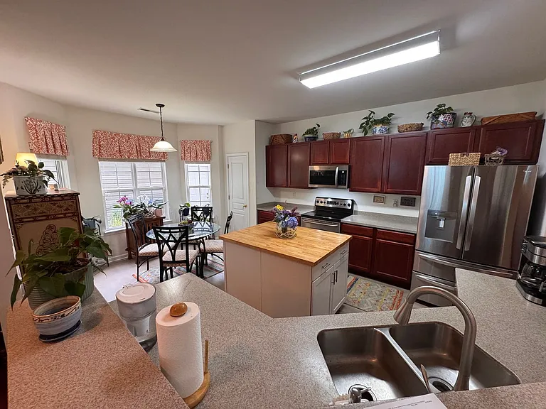 9909 Adelie Ct — Photo 13