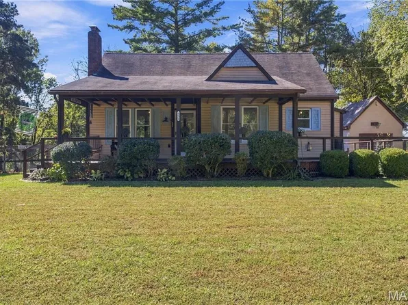 4020 Old 100 Spur, Villa Ridge, MO 63089