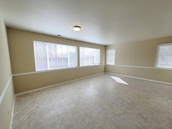 2nd image of 2097 Catalpa Way