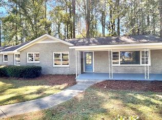 140 Glynn Ave, Fitzgerald, GA 31750