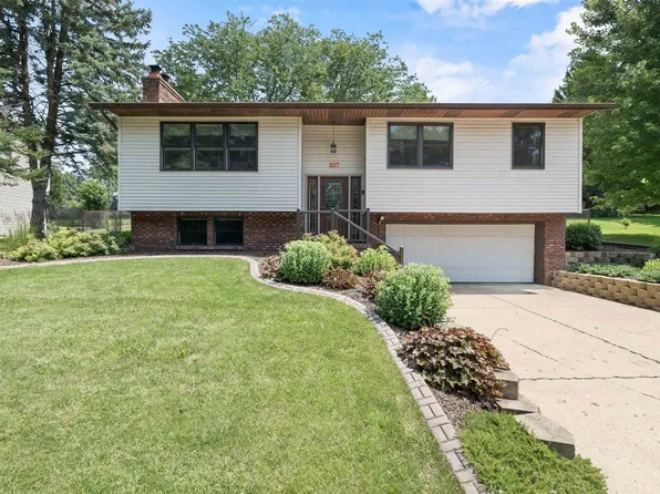 507 Ethelwynn Circle, Mount Horeb, WI 53572