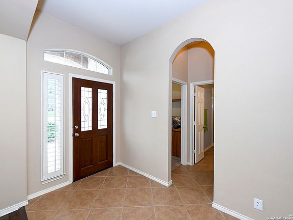 3rd image of 2706 Summit View