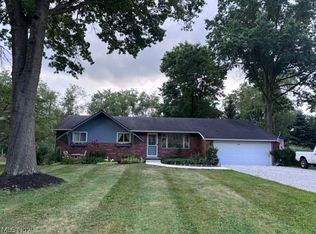 6317 Terrace Hills Dr, Clinton, OH 44216