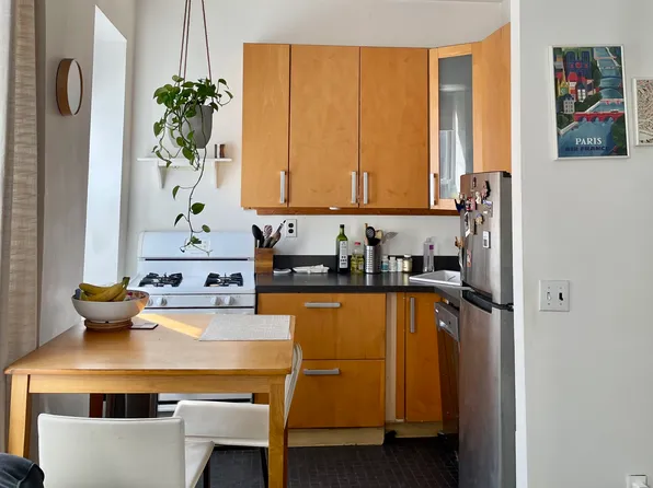 630 Union Street image 1 of 5